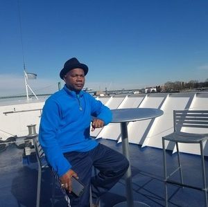 Meet your Posher, Steve